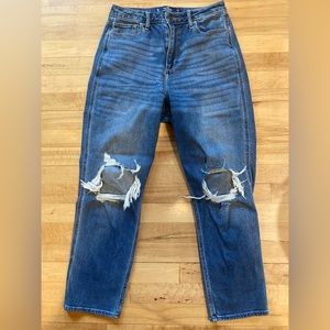 Hollister High Rise mom jeans